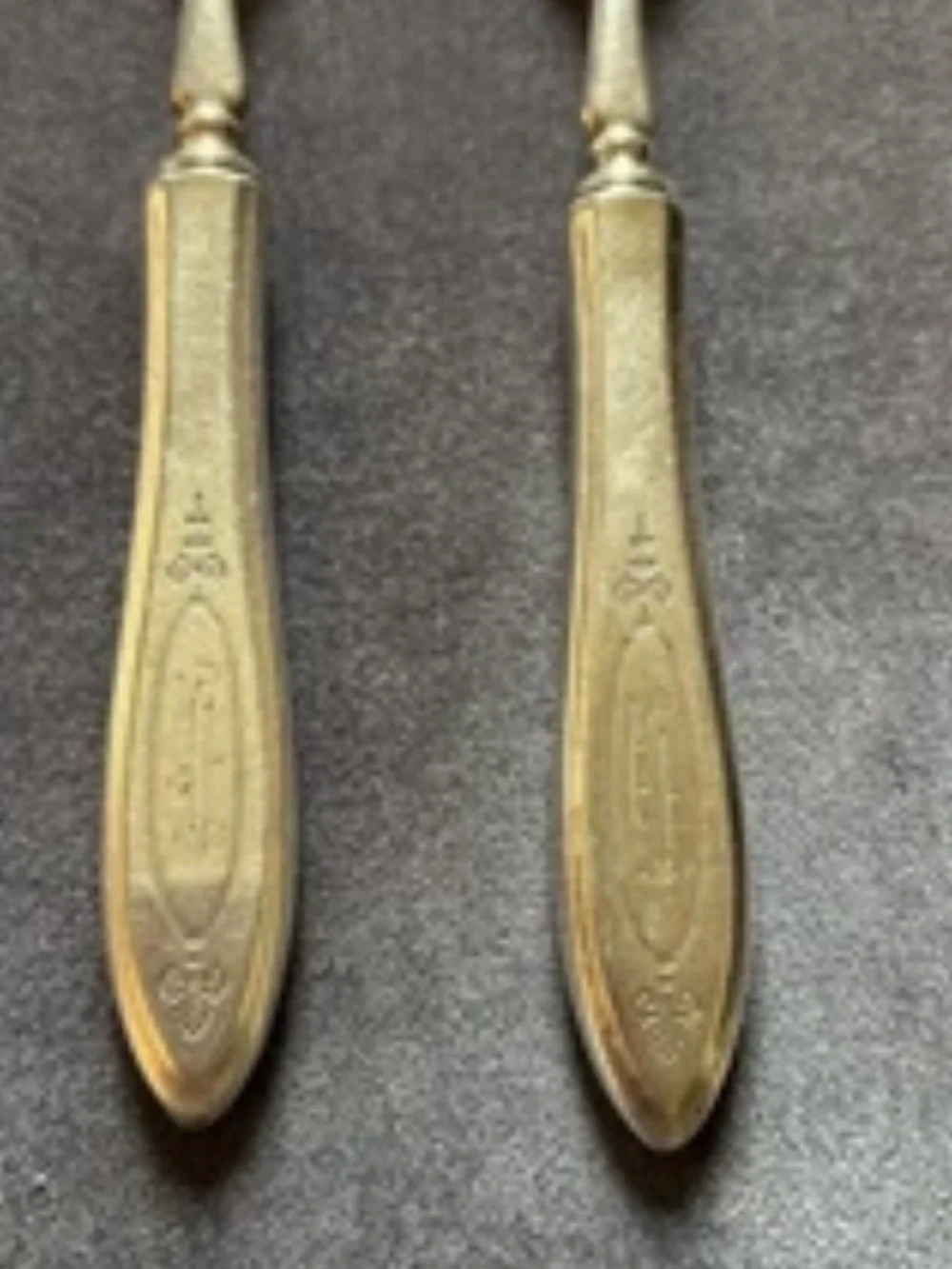 Set of 4 Vintage Oneida Community Plate Forks  Adam Pattern